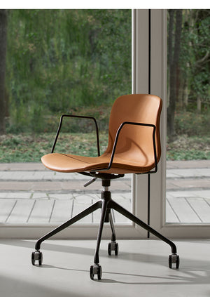 Hebe Chair